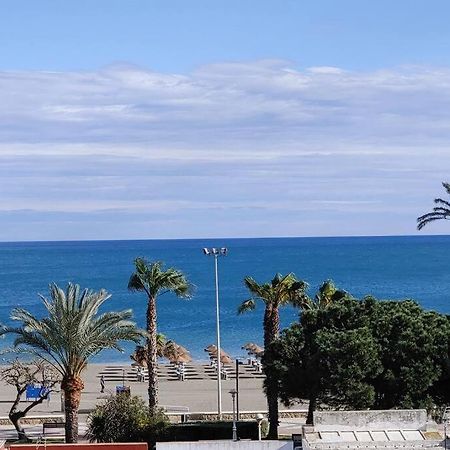 Precioso Apartamento Frente A La Playa Torre Del Mar Kültér fotó