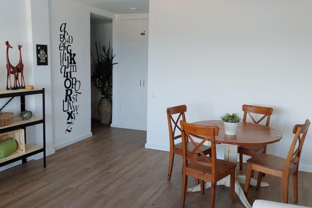Precioso Apartamento Frente A La Playa Torre Del Mar Kültér fotó