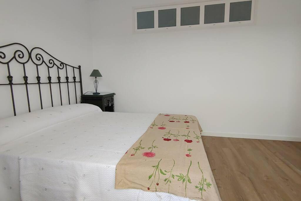 Precioso Apartamento Frente A La Playa Torre Del Mar Kültér fotó
